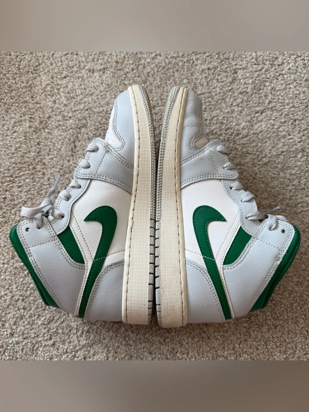 Air Jordan 1 Mid Size 5 Youth PINE GREEN SMOKE GREY DQ8423-142